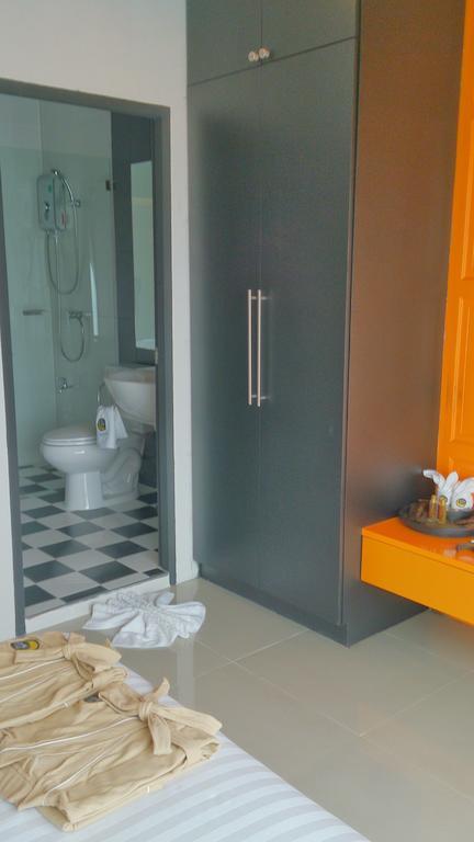De Ja Moon Hostel Chiang Mai Rom bilde